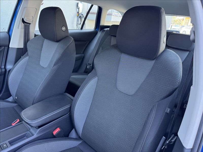 Škoda Octavia 2,0 TDI DPH 1.maj. původ ČR - fotka 21 z 50