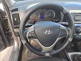 Hyundai i30 1,6 CRD - náhled 11