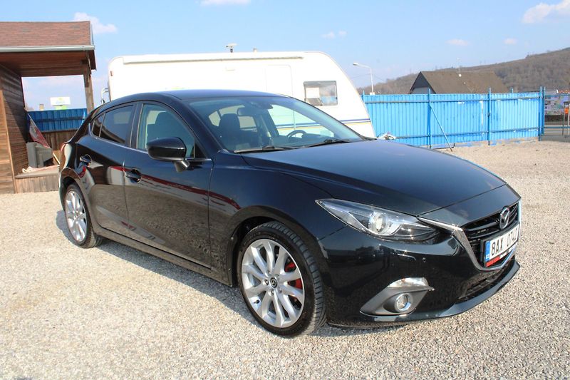 Mazda 3 (2015) 2,0i KLIMA NAVI XENON TEMPOMAT - fotka 1 z 16