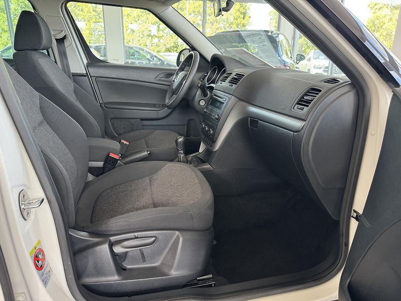 Škoda Yeti (2014) 1,6TDi GREENLINE  - fotka 14 z 21