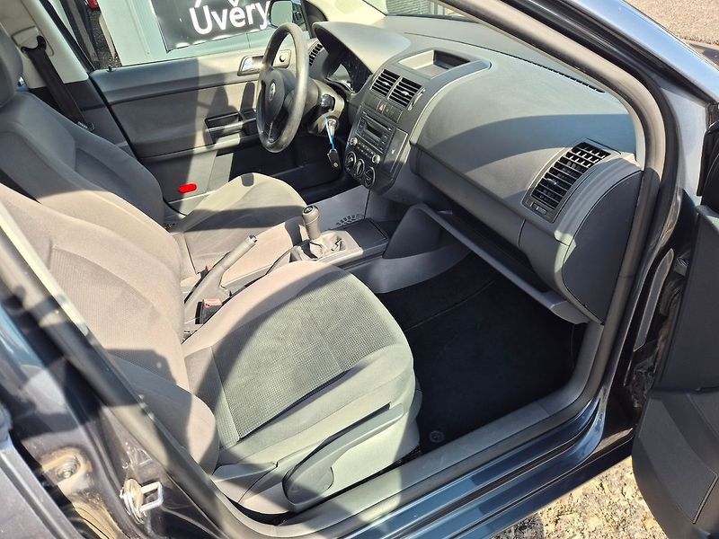 Volkswagen Polo 1.4TDi 51Kw, klima, nová STK - fotka 11 z 22