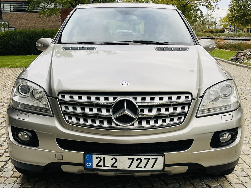 Mercedes-Benz Třídy M 320CDI 165KW 4MATIC TAŽNÉ 3500 - fotka 7 z 42