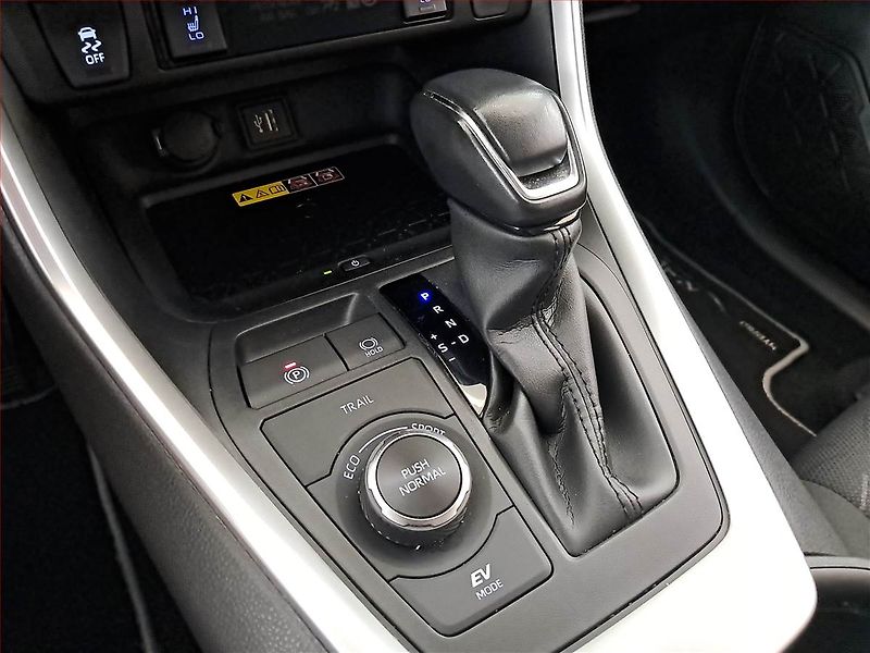 Toyota RAV4 (2023) Comfort 2.5 Hybrid - fotka 13 z 18