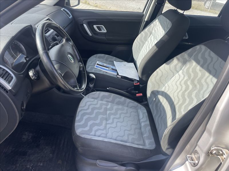 Škoda Fabia 1,4 i 16V Klima ESP serviska, - fotka 7 z 34