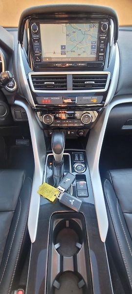 Mitsubishi Eclipse Cross (2018) 1,5T-MiVeC 120kW 4WD „TOP“ - fotka 21 z 47