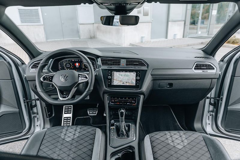 Volkswagen Tiguan (2022) R-Line, eHybrid, záruka, DPH - fotka 17 z 24
