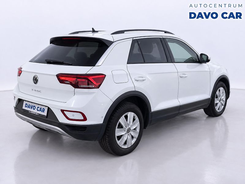 Volkswagen T-Roc 1,5 TSI 110kW DSG LED 1Maj DPH - fotka 5 z 10