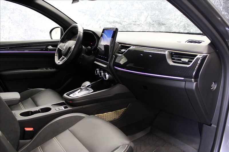 Renault Arkana 1,6 E-TECH Engeneering - fotka 10 z 42