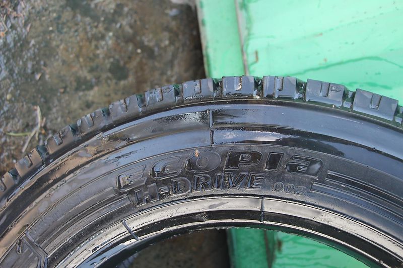 Ostatní BRIDGESTONE ECOPIA 295/60 22,5 - fotka 6 z 8