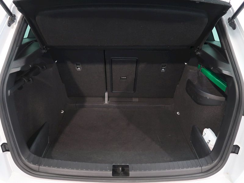 Škoda Karoq (2024) SPORTLINE 1.5TSI 110KW DSG - fotka 35 z 35