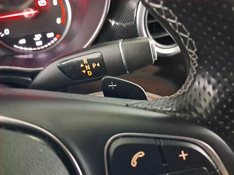 Mercedes-Benz Třídy V (2018) 220 d, ČR - fotka 21 z 23