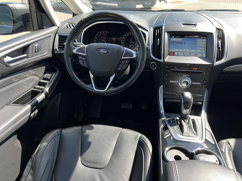 Ford S-MAX 2.0 TDCi 132kw Panorama tažné  - fotka 8 z 24