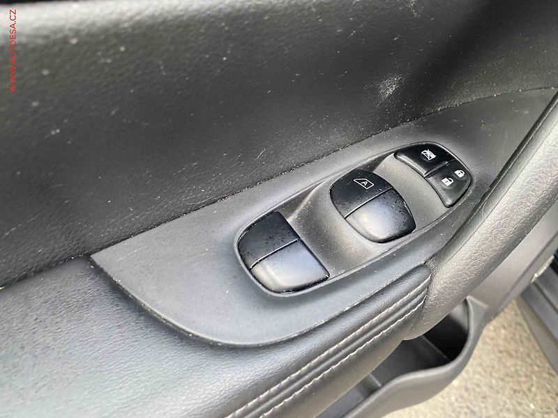 Nissan X-Trail (2021) 1.7 dCi, Acenta, AT, LED - fotka 13 z 18