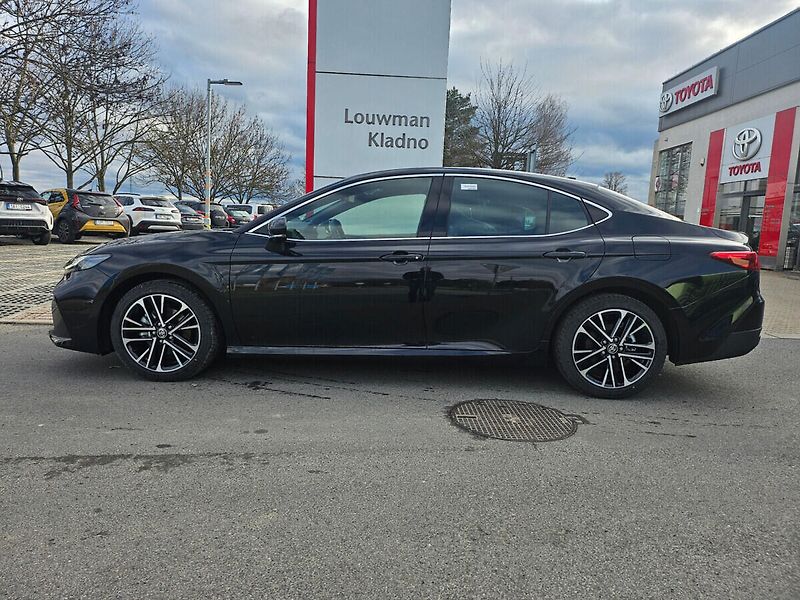 Toyota Camry 2.5 HEV Executive - fotka 4 z 4