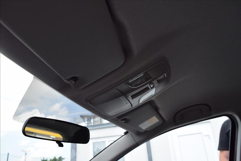 Suzuki SX4 S-Cross 1,6 D 88KW NOVÁ STK TAŽNÉ 4X4 - fotka 45 z 49