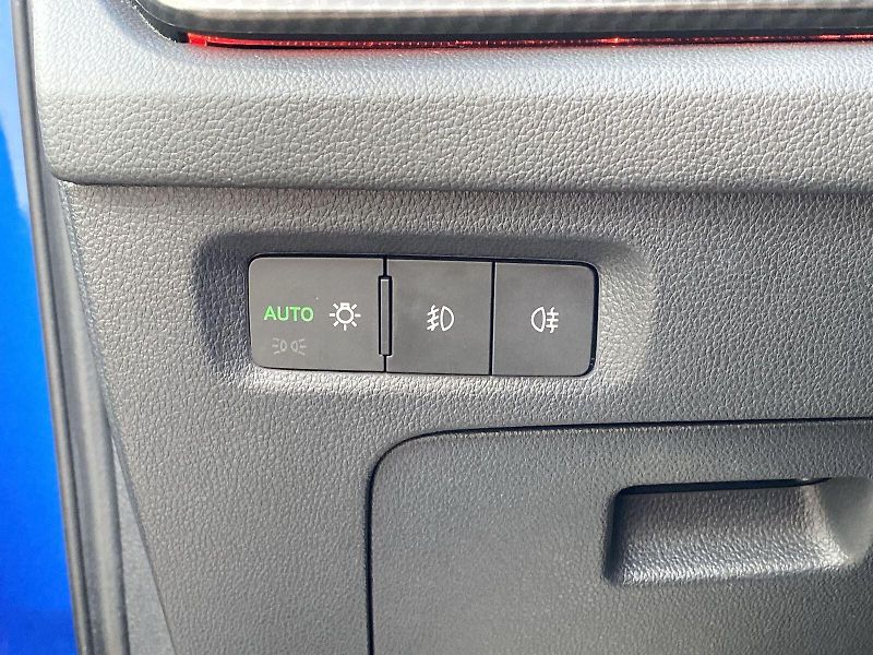 Škoda Octavia (2023) Combi 2.0 TDI DSG RS - fotka 23 z 35