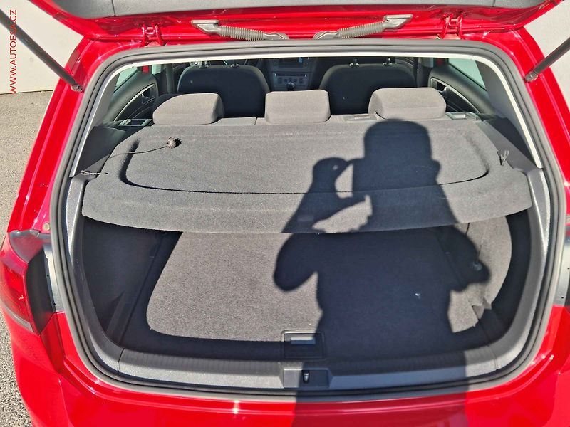 Volkswagen Golf (2013) 1.4 TSi, ČR, Comfortline - fotka 7 z 18