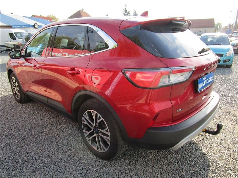 Ford Kuga 2.0 EcoBlue AWD, Titanium, aut - fotka 6 z 44