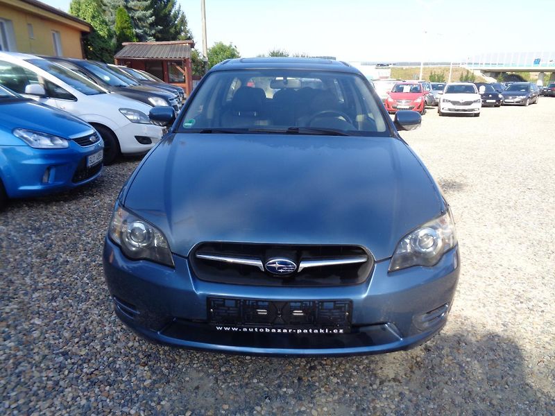 Subaru Legacy 2,0 - fotka 2 z 30