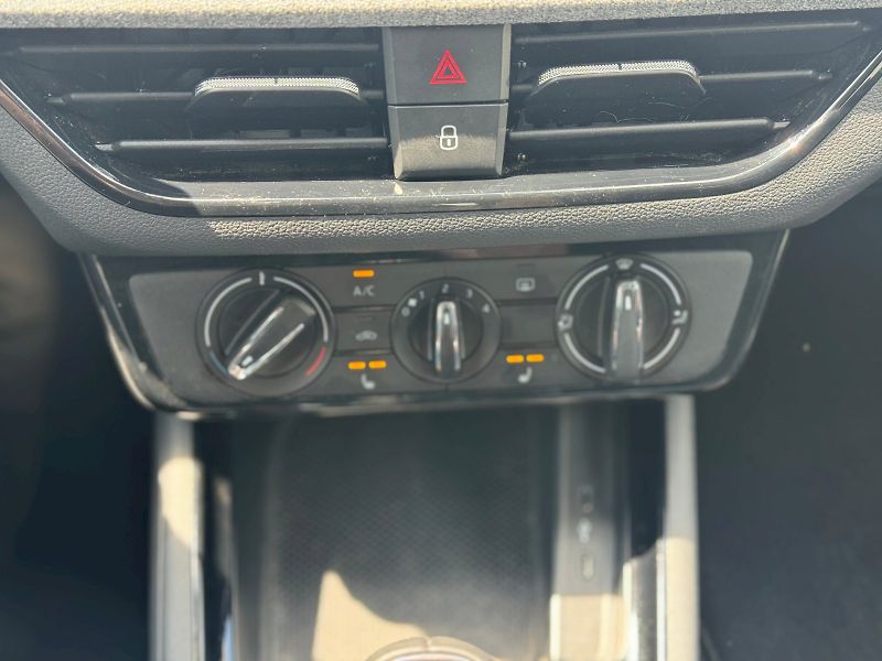 Škoda Scala (2025) Selection 1.0 TSI 85 kW - fotka 16 z 22
