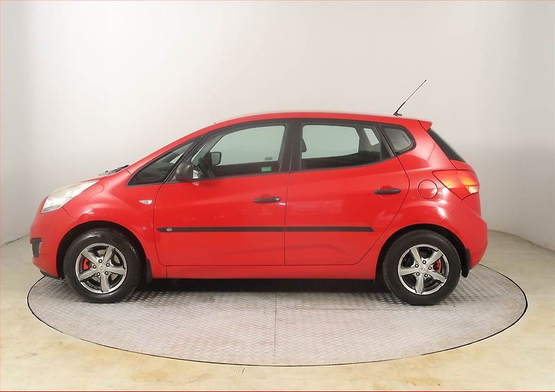 Kia Venga (2010) 1.4 CVVT, Serv.kniha - fotka 3 z 15