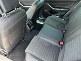 Volkswagen Passat Variant 2.0 TDI DSG R-Line 4Motion - náhled 10