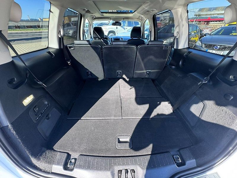 Ford Galaxy (2016) 2,0 TDCI 132KW 1. MAJ TITAN 7X - fotka 46 z 50