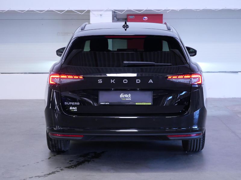Škoda Superb - fotka 6 z 25