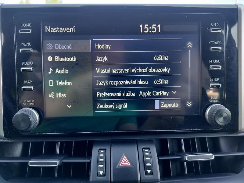 Toyota RAV4 2.5 4x4, plug in hybrid - fotka 18 z 29