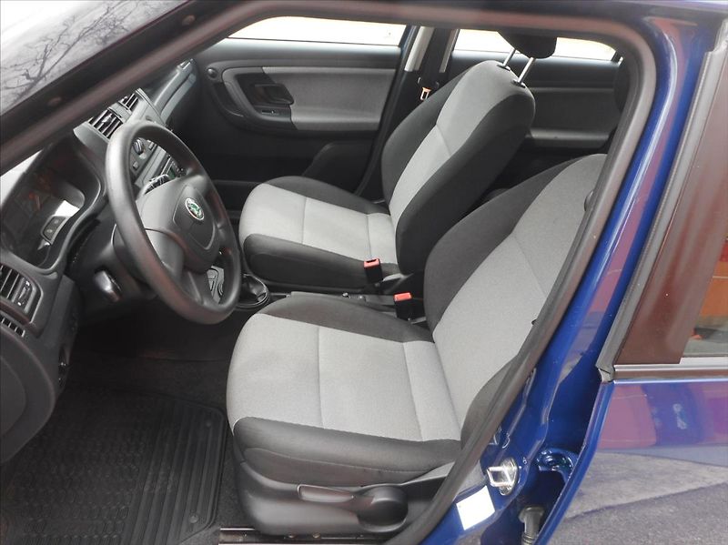 Škoda Fabia 1,2 i HTP - fotka 15 z 20