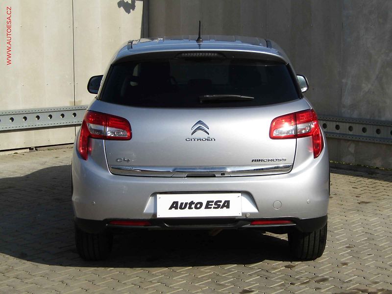 Citroën C4 Aircross (2013) 1.6 HDi, 2.maj, AC, navi - fotka 5 z 18