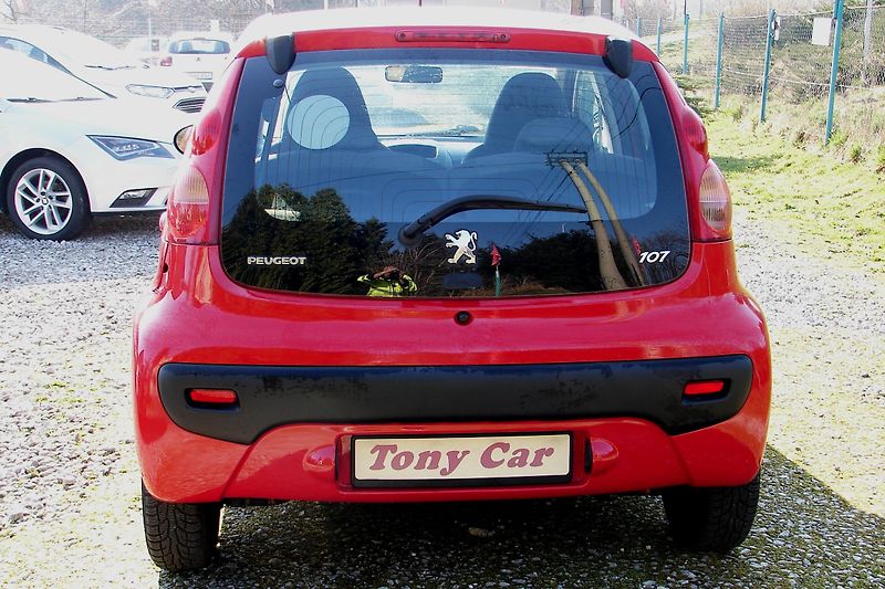 Peugeot 107 1.0i 68PS 5-dv. KLIMA-ZADÁNO! - fotka 7 z 31
