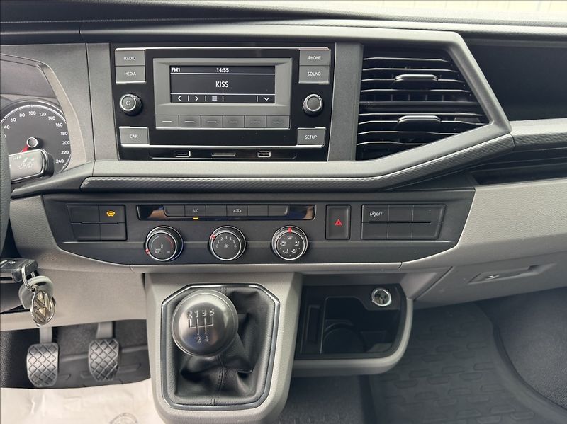 Volkswagen Transporter 2,0 TDI L1H1 DPH 1.maj původČR - fotka 39 z 50