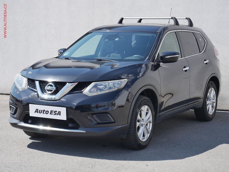 Nissan X-Trail (2014) 1.6dCi, AC, TZ, park.čidla - fotka 3 z 20