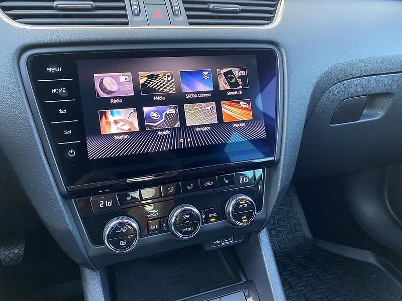 Škoda Octavia 2,0 TDI 110 kW Style - fotka 16 z 29