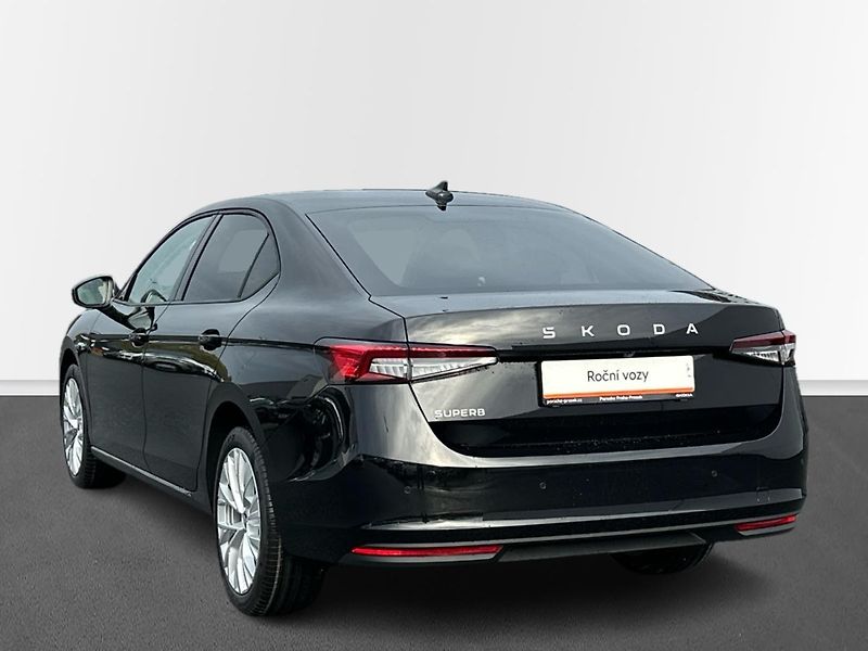 Škoda Superb (2025) 2,0 TDI 110 kW 7-stup. automat - fotka 8 z 22