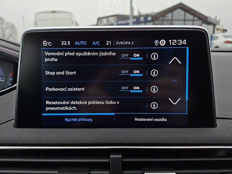 Peugeot 5008 ACTIVE 1,5 BHDI 130k EAT8 - fotka 18 z 24