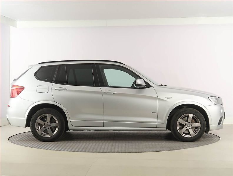 BMW X3 (2012) xDrive20d, 4X4, Automat, Kůže - fotka 6 z 22