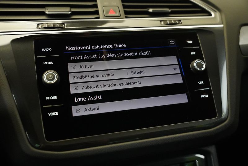 Volkswagen Tiguan - fotka 20 z 27