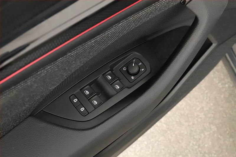 Škoda Kodiaq (2025) 1.5 TSI, Selection, FullLed - fotka 21 z 21
