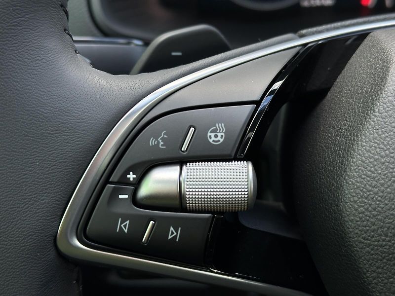 Škoda Karoq 1.5TSi DSG 150PS Matrix-LED V. - fotka 20 z 49