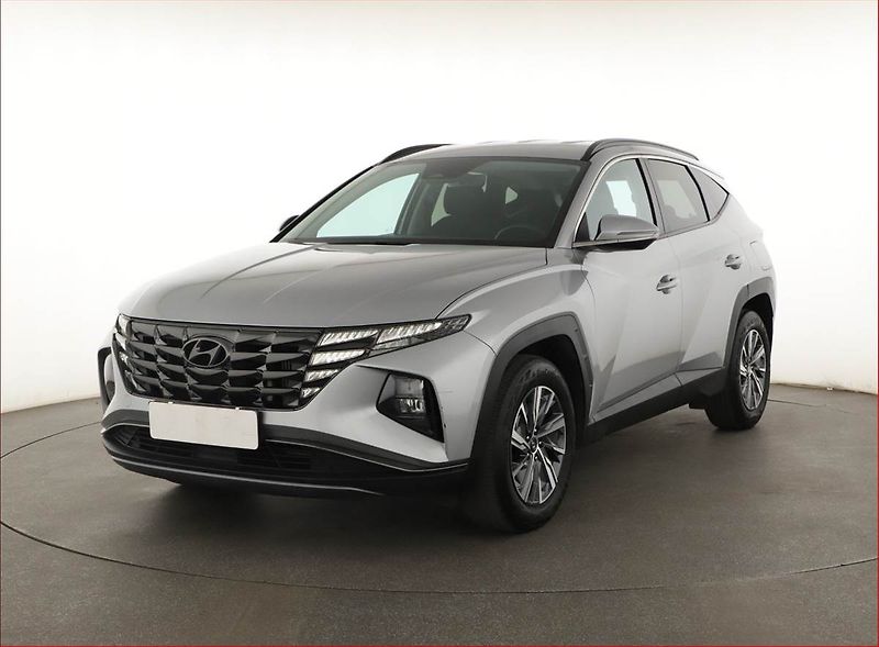 Hyundai Tucson (2022) 1.6 T-GDI - fotka 2 z 21