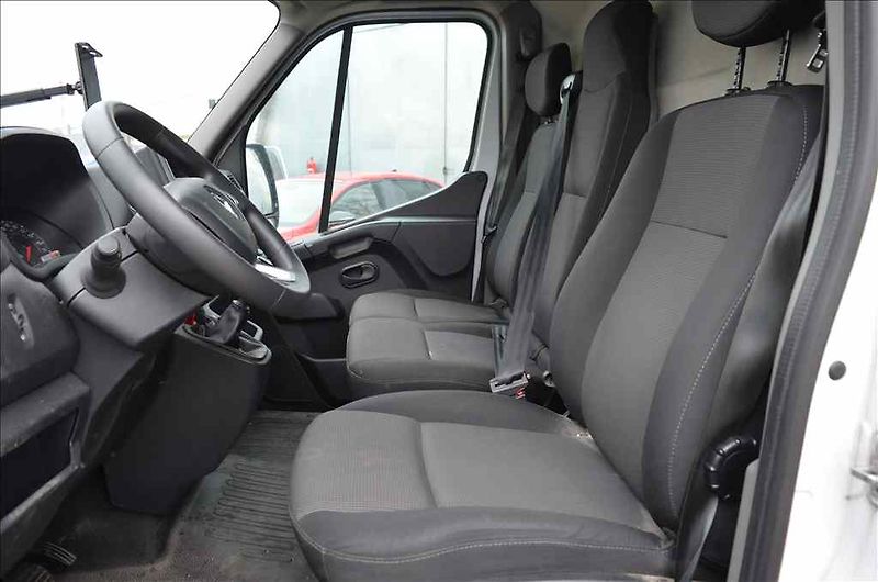 Renault Master (2022) 2,3 DCI - fotka 19 z 22