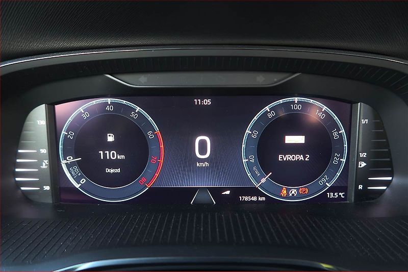 Škoda Octavia (2021) Style 1.0 TSI, ČR,1.maj - fotka 11 z 15