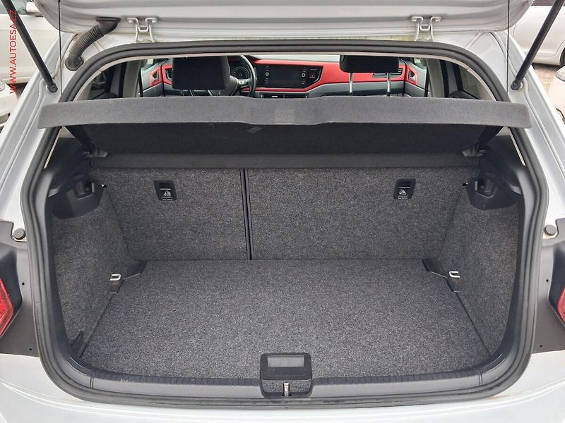 Volkswagen Polo (2018) 1.0 TSi, ČR, Beats, +ALU - fotka 7 z 21