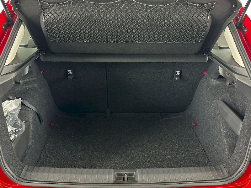 Škoda Kamiq (2024) 1.0TSI 85kW Selection - fotka 22 z 24
