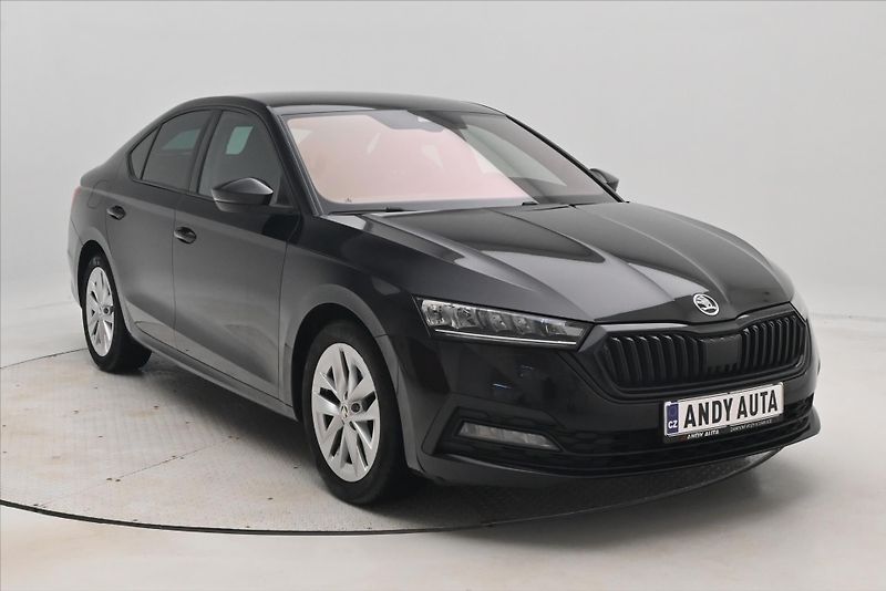 Škoda Octavia 1,5 TSI 110 kW TAŽNÉ NAVI Záru - fotka 3 z 32