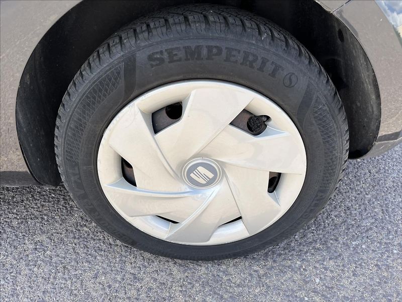 Seat Ibiza 1,2 HTP 12V 51KW  KLIMA SERVIS - fotka 32 z 33