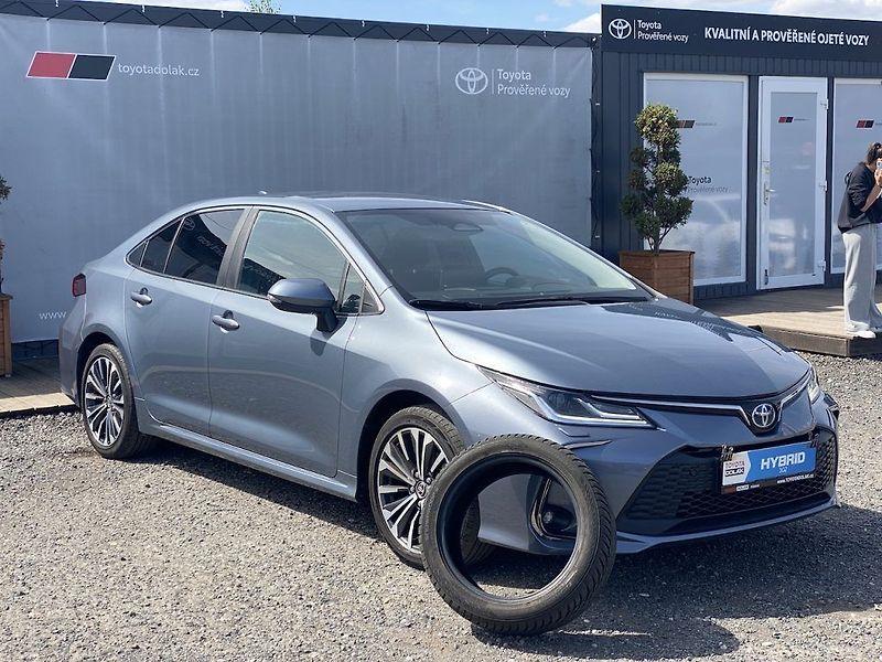 Toyota Corolla 1.8HEV, ČR, Style, DPH - fotka 1 z 16