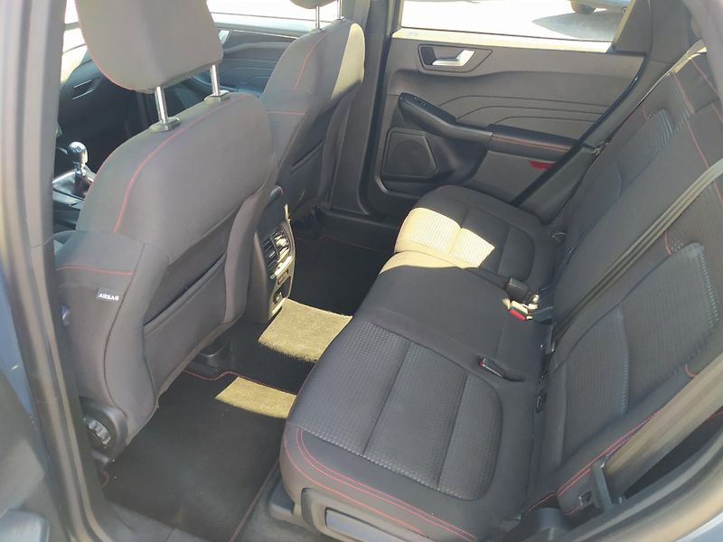 Ford Kuga (2023) 1,5 EcoBoost 110kW ST-Line - fotka 10 z 22